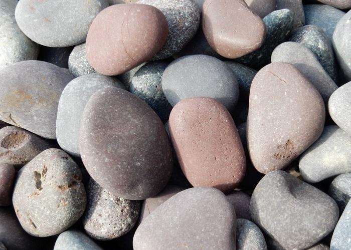 Burgandy Mexico Beach Pebbles at J&J Nursery, Spring, TX